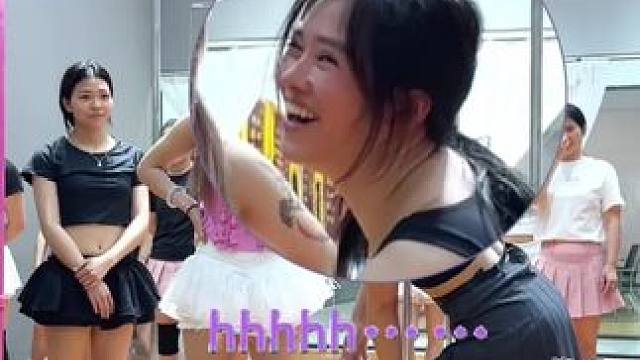 一步一步教你云手转胯甩头，大家学会了嘛 #舞蹈 #成人零基础舞蹈培训 #舞蹈改变人生