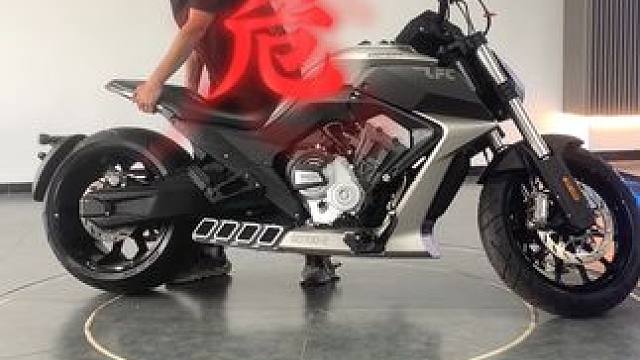 教你如何在燎700上锻炼 #摩托车 #爱机车爱生活