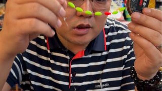 翻转鱼钩七星漂线组 钓鲫鱼中鱼率非常高的翻转鱼钩七星漂线组。#翻转鱼钩七星漂线组 #七星漂传统钓 #