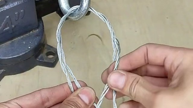 如何轻松地将金属电缆连接到环上