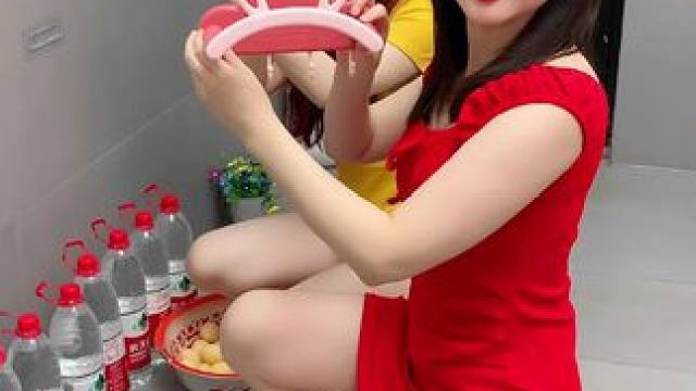 #兔耳脸盆架可以收纳多个脸盆，家里的鞋刷都可以挂上去，还不占空间#免打孔 #小兔脸盆置物架