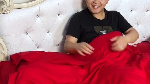 多么恩爱的小两口