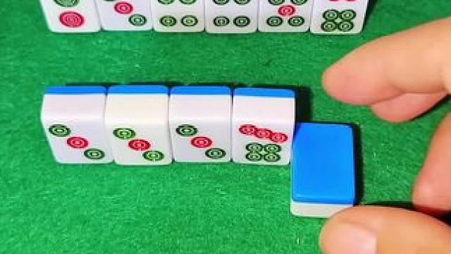 摸到个二饼怎么办？能胡吗急？ #富豪麻将 #麻将麻将抖起来 #打麻将纯属娱乐