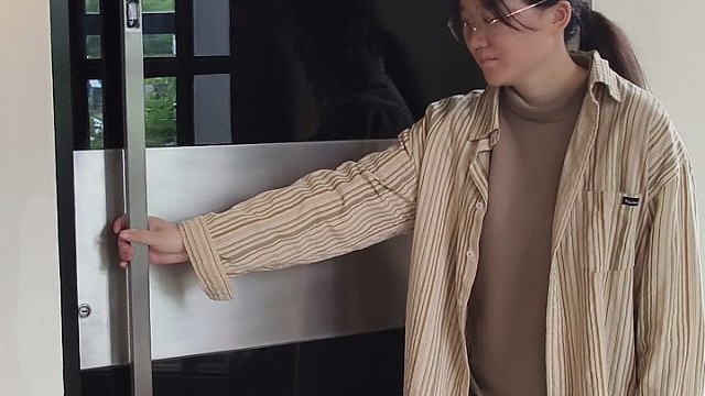 可能只有1%的人见过这款现代简约的门