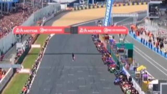 2024年24小时摩托车比赛开始 #摩托车比赛 #24小时耐力赛