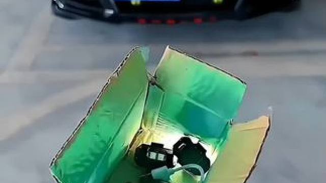 #把爱车打造的与众不同 #最炫酷车灯 #夜光效果 #警示灯