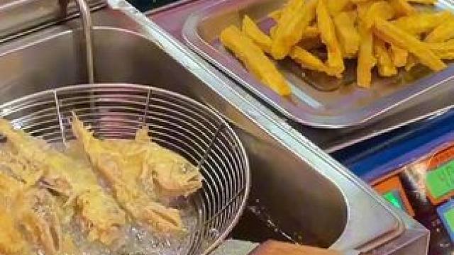 久违的粉丝来啦，感谢小黄鱼老板！#vlog日常 #同城美食 #春日好食光 #谁懂这一口的好吃程度 #