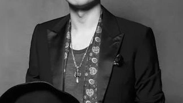 男人联合他人，将卧底身份假货给他人，而且还成功了#谍战