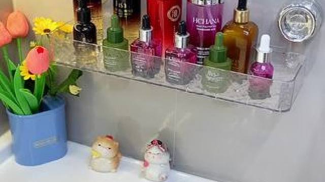 有了这种的吸盘置物架，再也不打孔了，你想装那里都可以，不仅吸的牢固，颜值还很!收起高，#吸盘置物架