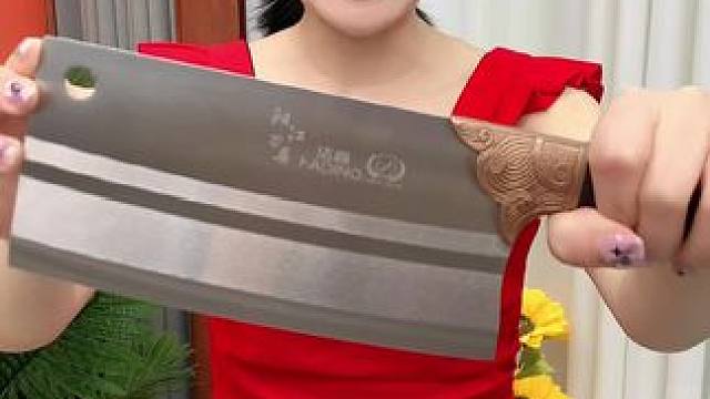 #菜刀  #手工锻打菜刀  #斩切两用刀  #家用厨房菜刀  #超便宜超划算