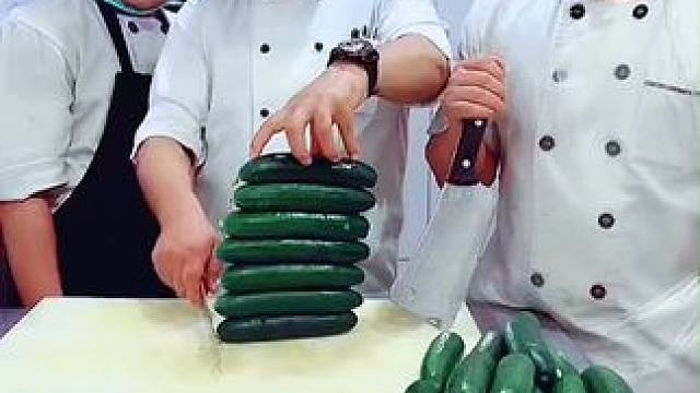 #蔬菜花样切法 #蔬菜的正确切法 #实用小技巧 #日常生活小妙招 #小窍门让生活更轻松