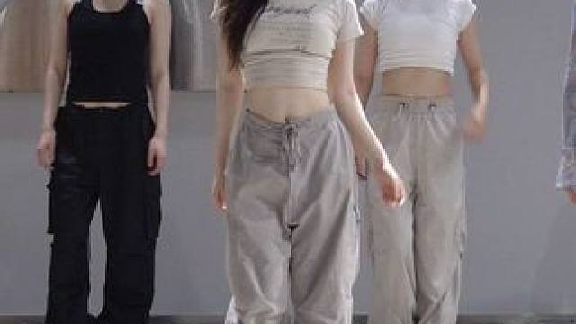 来追星噜~ 更一个库存
#wedonttalkanymore #00编舞 #原创编舞 #基础爵士 #