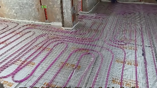 胜利嘉园6号楼上下楼集体供暖
​改成地暖分享给大家