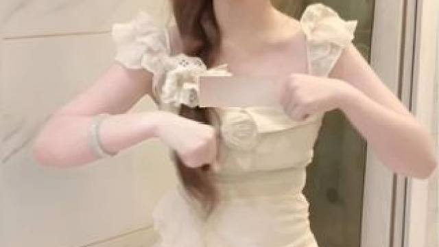 忘动作了｡°(°¯᷄◠¯᷅°)°｡
#甜妹 #手势舞 #甜甜的手势舞