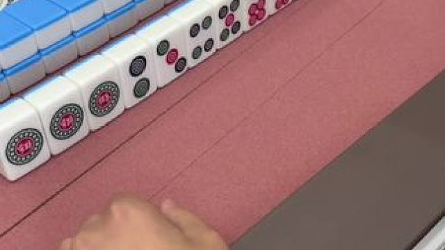 这牌到底能不能胡？给自己都看懵圈了 #富豪麻将  #麻将