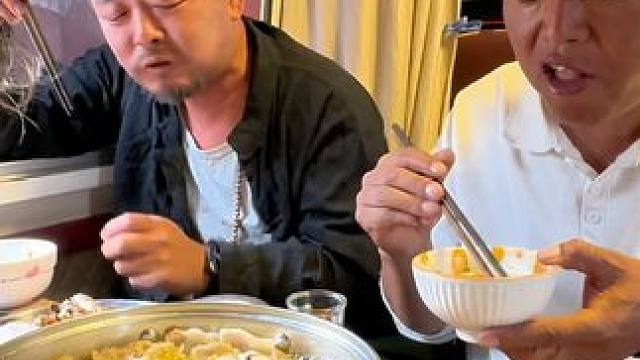 酒蒙子齐聚318，一天三喝，那是相当厉害#兄弟聚会 #兄弟干杯 #自驾游 