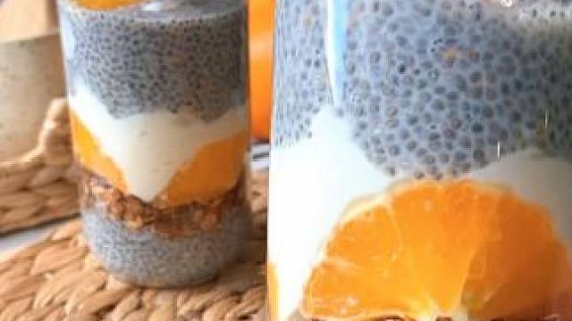 低卡减脂早餐甜橙奇亚籽燕麦酸奶#低卡低脂餐 #饱腹感超强的早餐 #饱腹感强热量低的食物推荐 #适合减