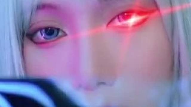 美女与野兽
#大玩具 #二次元 #气场全开 #雅马哈r1 #机车摄影