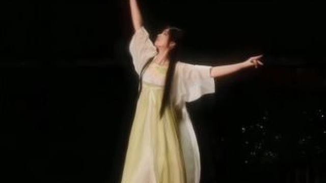 问世间哪有更完美#古典舞 #翻跳 #牵丝戏 #汉元素