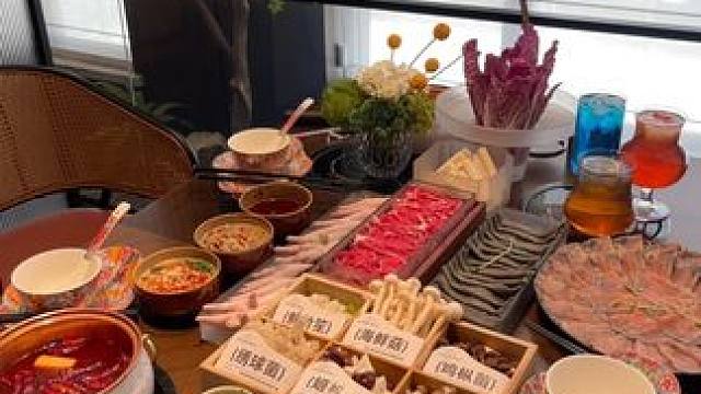 兰州旅游第一顿！吃完步行十分钟去黄河边看大合唱！ #兰州旅游攻略 #兰州黄河边大合唱 #兰州旅游 #