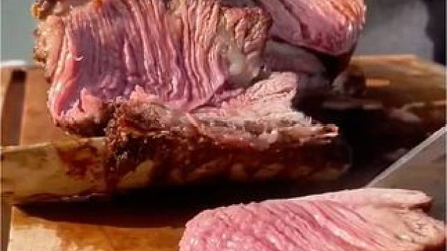 炭烤牛肋排#户外美食制作 #户外美食 #国外美食