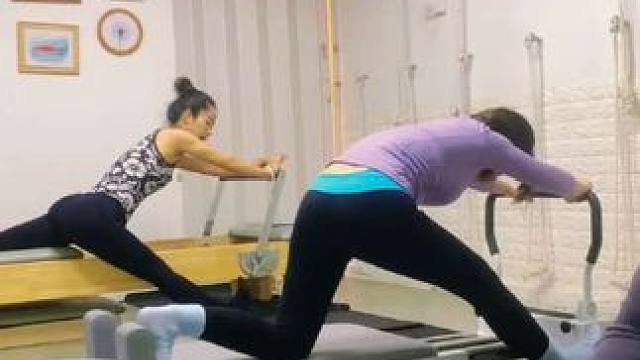 60分钟普拉提核心床让你5分钟看完，喜欢记得点赞收藏哦，喜欢口令讲解版的亲们，下方评论区留言告诉我哦