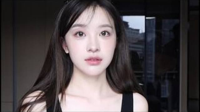 好久没化妆了，来画个大美女滴仿妆#今日妆容