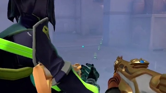 如何向新手解释这场面？