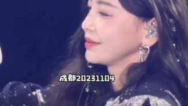 魔方视界巡回演唱会成都站片段混剪～时长12：35～期待今天20240427北京收官站演出～#于文文 