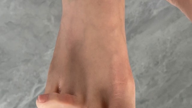 脚指头这样不痛吗？