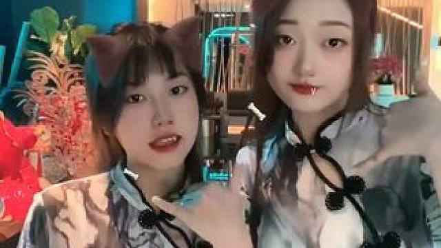 #拍摄花絮 #氛围感拿捏 #我和我的集美们 #what is love甜妹手势舞