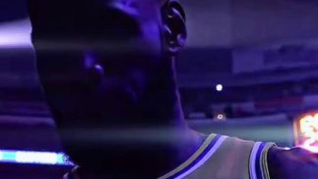 请不要轻视这支湖人队，我们还没有放弃这远远没有到绝境的时候，别忘了我们可是待过西部前四的#詹姆斯 #