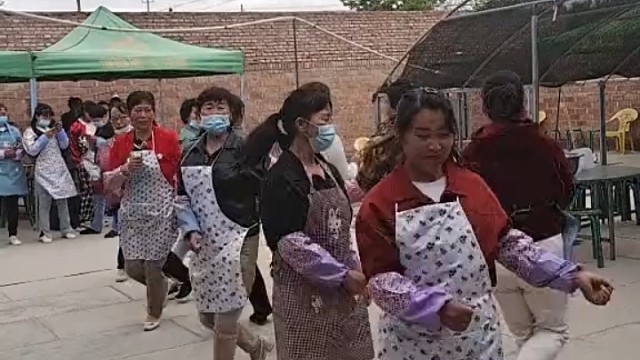 跳舞的女人最阳光