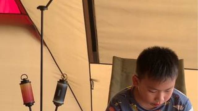 亲子露营️的生活，简单的一餐。好想去露营，天天这样下雨。#五一去哪儿 #周末亲子时光#露营️ #亲子