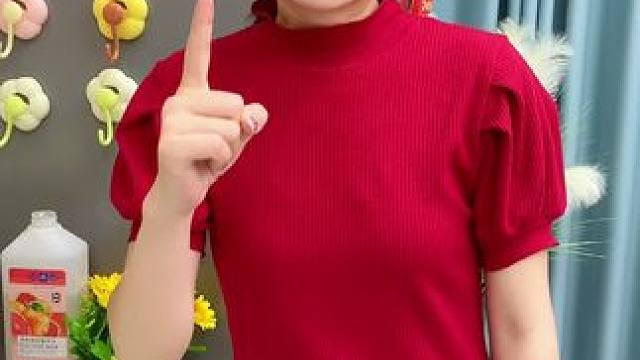 到手的一个的#鸡蛋收纳盒不仅容量大，放冰箱里还不占空间，拿取也很方便#收纳盒#实用省空间#冰箱收纳