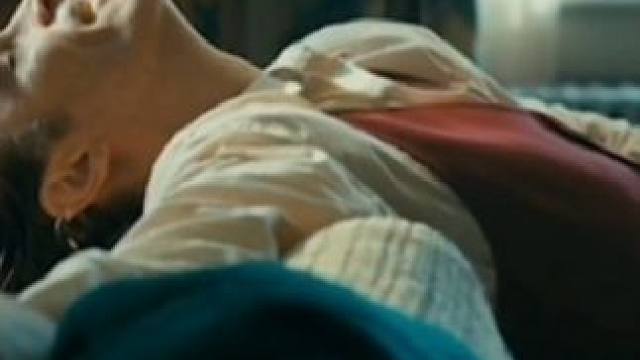 “我不唱声嘶力竭的情歌，不表示没有心碎的时刻。”