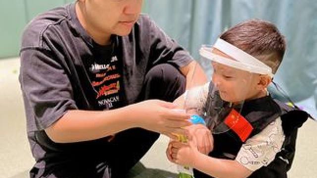 库存~提前祝大家假期愉快#亲子互动 #五一假期  #穿越火线 #AGEVEN