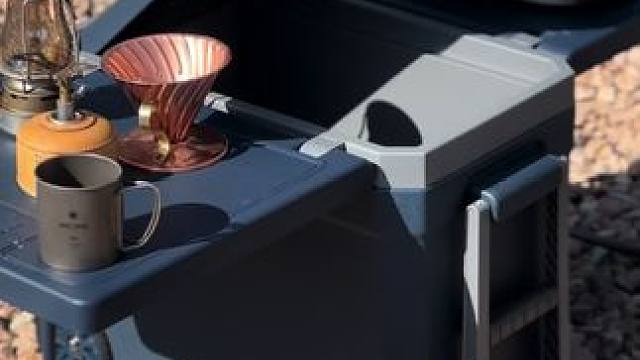 即是保温箱，也是一张大桌子，还配了俩凳子，大容量32L #露营报告 #靠谱露营装备 #露营好装备报告