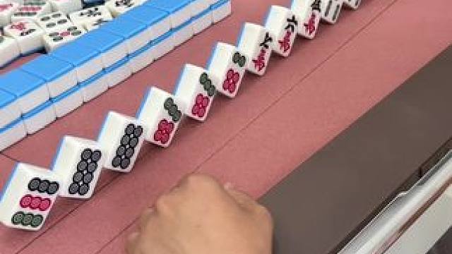 打了十几年的麻将怎么会炸胡#富豪麻将  #麻将