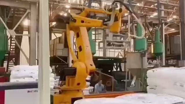 机器人连轴工作视频