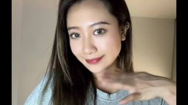 #今天长这样 #看好别眨眼 #小麦色皮肤 #tellme散步舞 
嘻嘻 明天我就放假了 别羡慕我