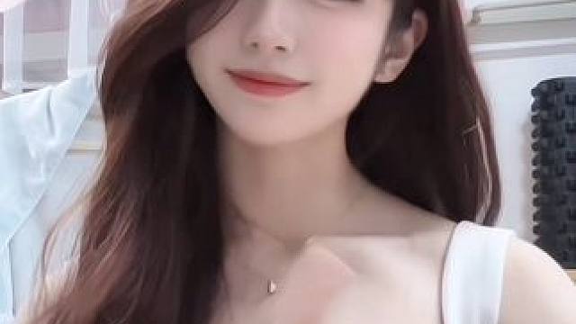 要放假了好开心 #甜妹 #扭一扭 #浅跳一下 #今天长这样 #氛围感