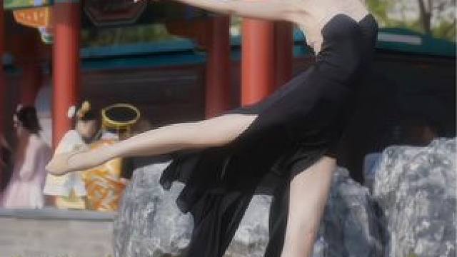 看过故人终场戏…#古典舞#大长腿#芭蕾#典狱司