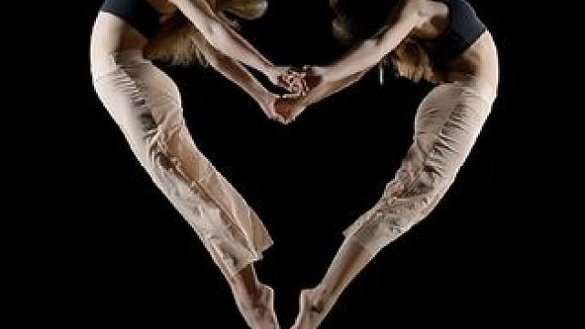 舞者精神的记录者，德国摄影师大卫·霍夫曼，透过舞蹈摄影展示人体美学。用舞蹈语言赋予角色以生命。#舞蹈