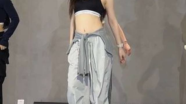 后面的十指印象太出戏了 #wedonttalkanymore #00编舞 #零基础学舞蹈 #原创编舞