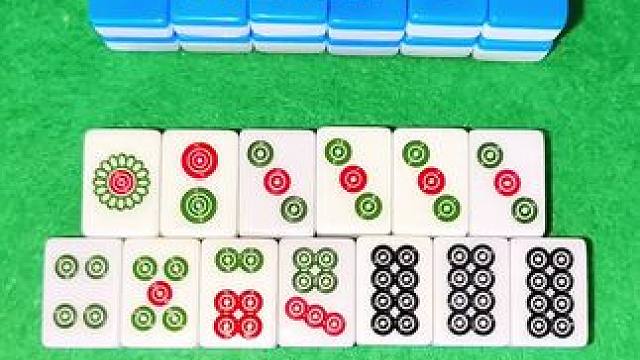 这里胡什么？ #红中血流 #纯正家乡麻将 #JJ麻将小游戏 #看懂的都是高手