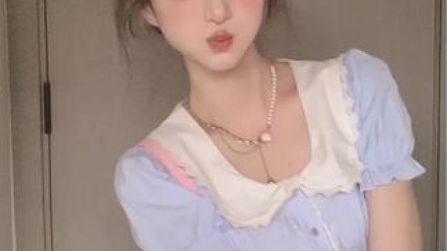 丸子头回归#甜妹 #浅跳一下#小裙子