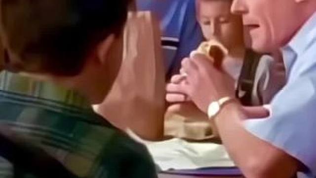 #明日之后 #明日之后赚金计划 #明日之后甜蜜之家 我只能说明日之后真好玩！