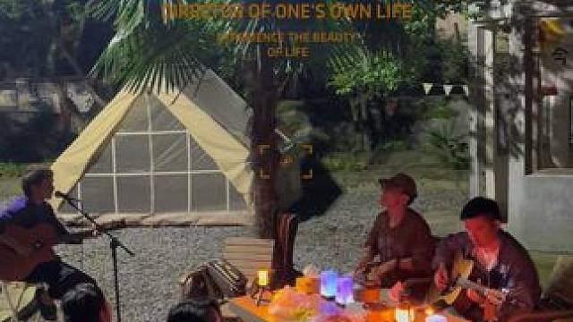 做自己生活的导演……欢迎大家来我们营地打卡“喝茶，听歌，团建，住宿，烧烤，火锅”#户外露营 #露天烧