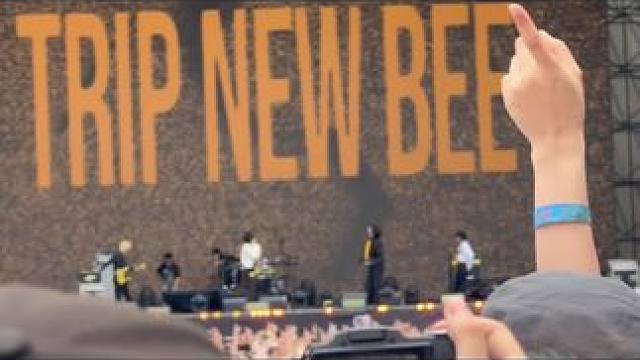 我们晴天小公主来看爸爸表演了（视频cr：